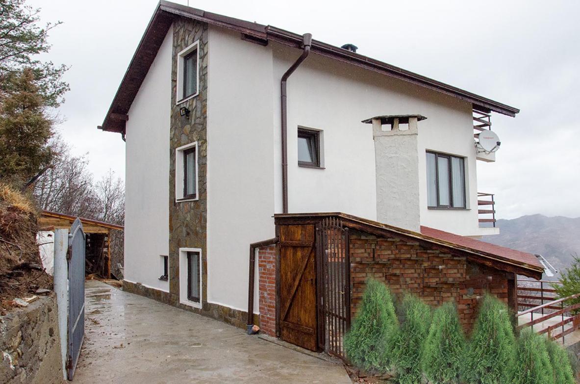 Karadzhovata Kashta Hotel Zlatograd Exterior photo